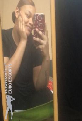 Queen Melanin  Escort Leeuwarden