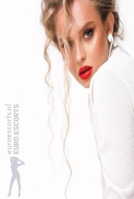 Mia  Escort Den Haag
