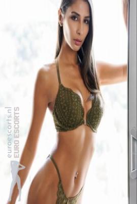 Cleo  Escort Lijnden