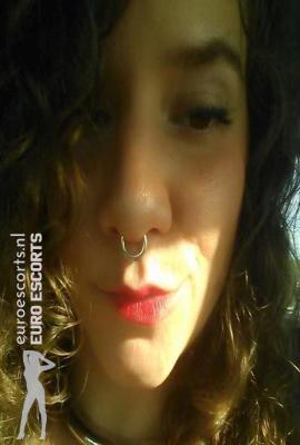Fluwelen Noëlle  Escort Luttelgeest