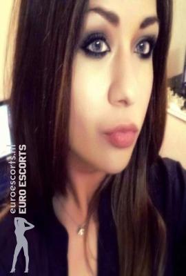 Zijden Tess Escort Huizen